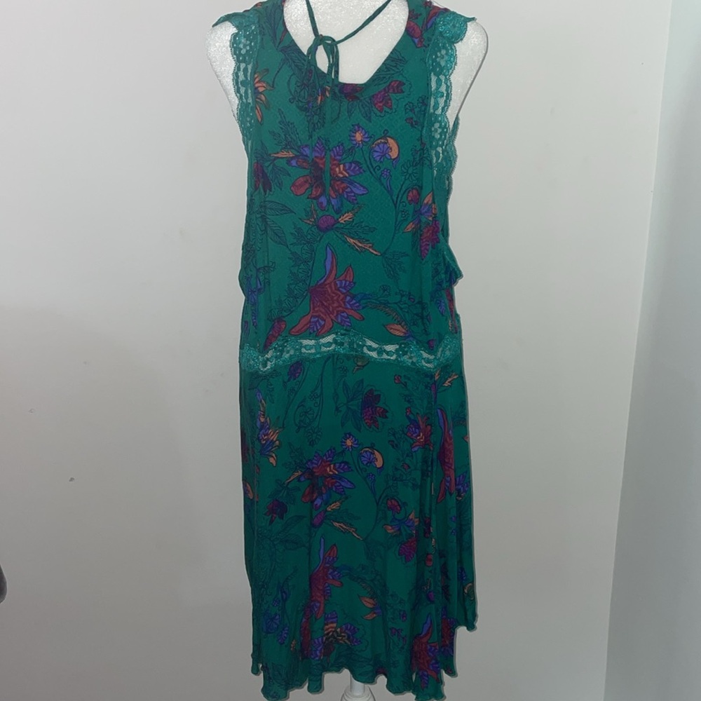 Free People Green Oversized Dress w/Lace Detail Size Large